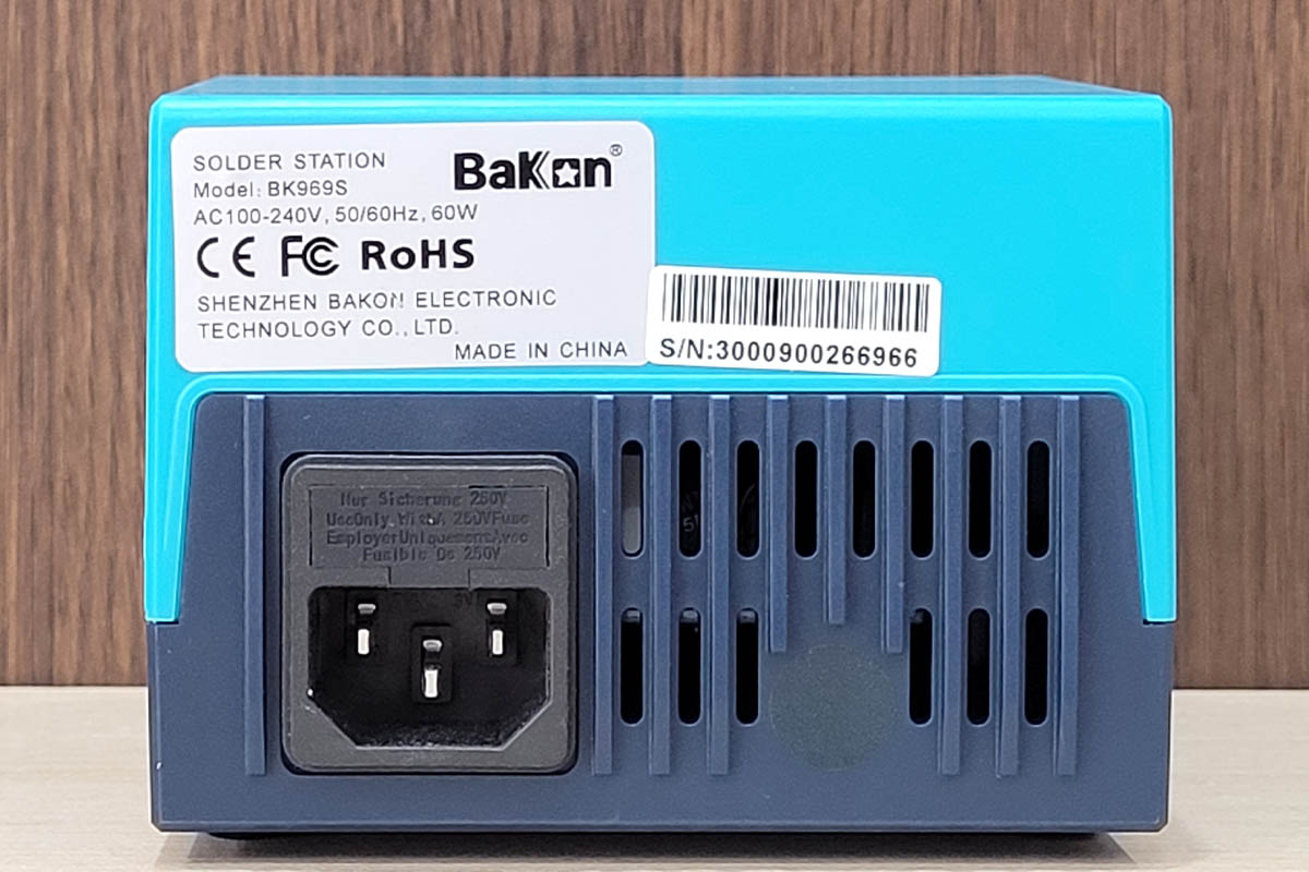 Trạm hàn BK969S dùng nguồn AC 100-240V, 50/60Hz, 60W