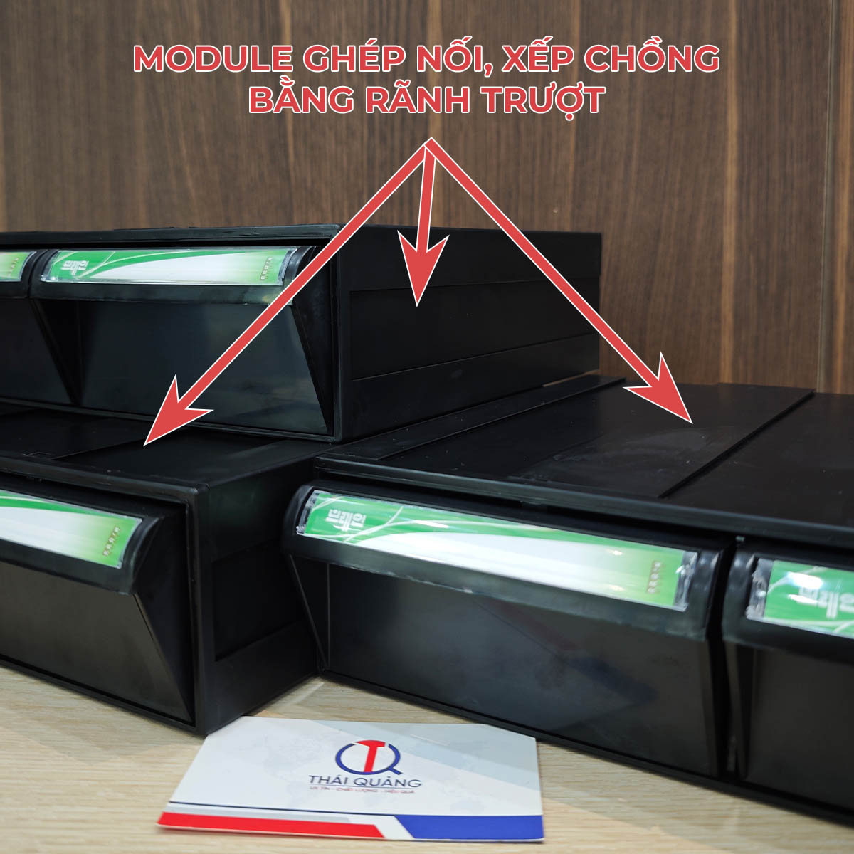 Thiết kế hộp nhựa ESD Brain dạng module ghép nối, xếp chồng bằng rãnh trượt mượt mà
